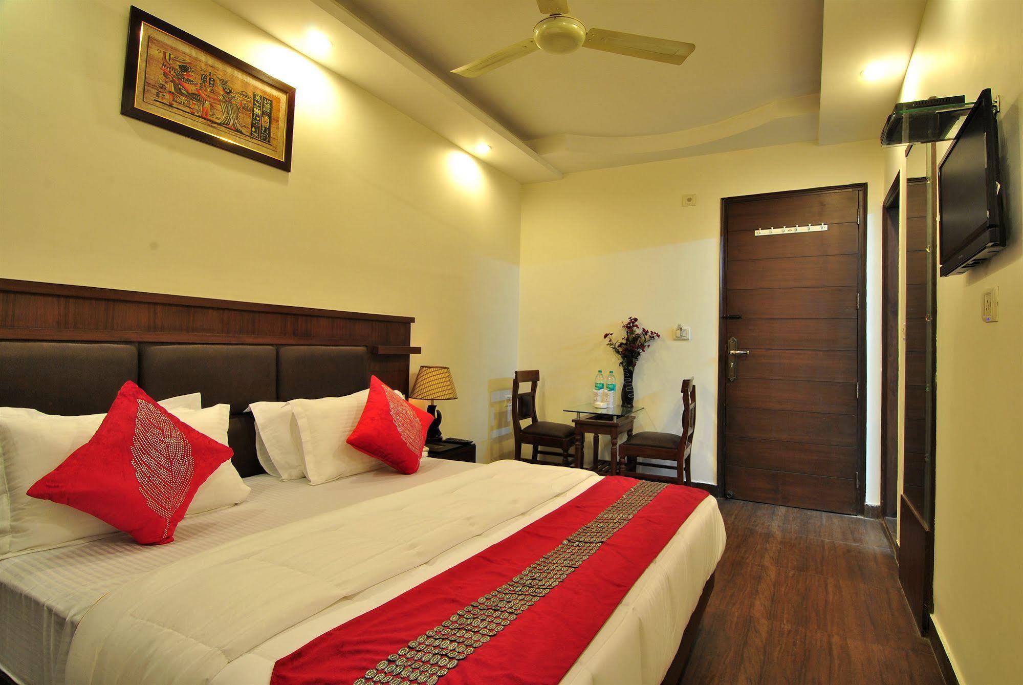 Hotel Toronto New Delhi Luaran gambar